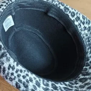 Source Unknown | Accessories | Leopard Print Hat | Poshmark display picture 1